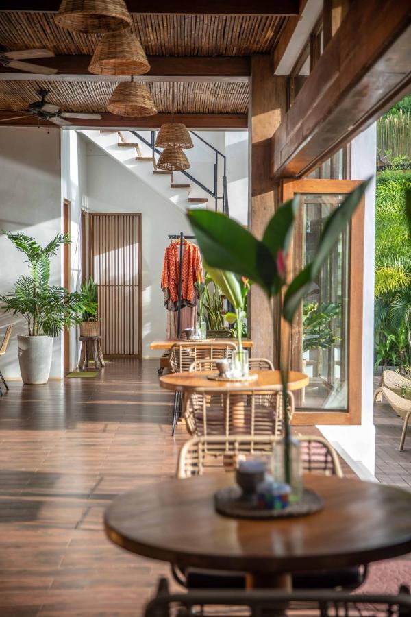 Ahana Resort 爱妮岛 外观 照片