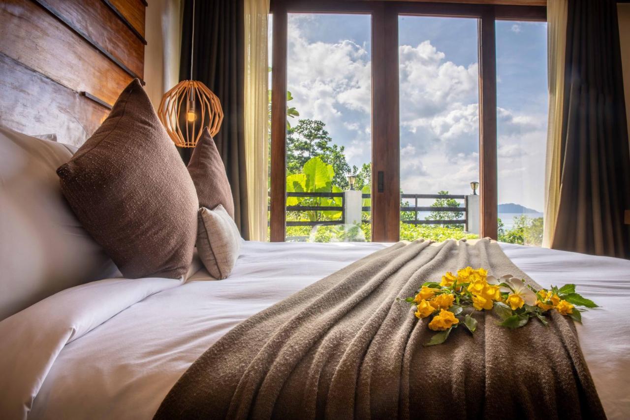 Ahana Resort 爱妮岛 外观 照片