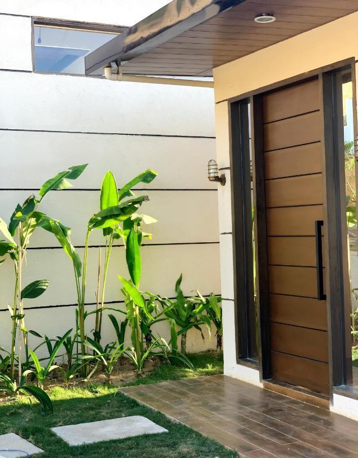 Ahana Resort 爱妮岛 外观 照片